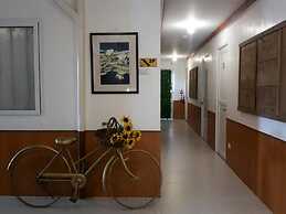 Travelbee Heritage Inn