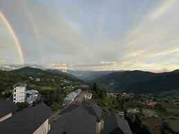 Hotel Himalayan Escape