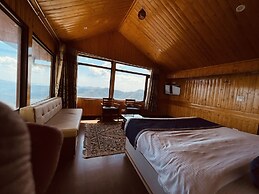 Hotel Himalayan Escape