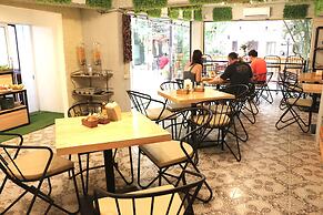 Mali Namphu Hotel