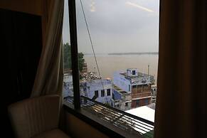 A Palace on River - Rashmi guest House