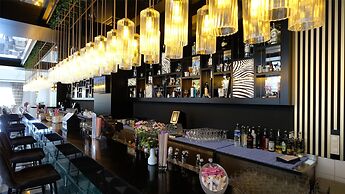 Seaden Sea World Resort & Spa