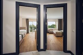 Seaden Sea World Resort & Spa