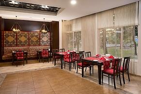 Seaden Sea World Resort & Spa