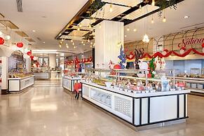 Seaden Sea World Resort & Spa