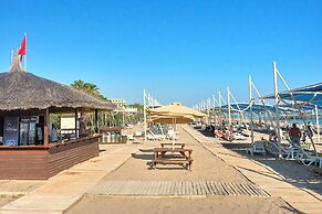 Seaden Sea World Resort & Spa