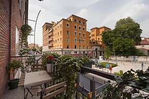 Bed and Breakfast Happiness