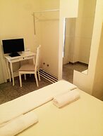 Bed and Breakfast Happiness