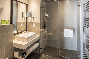 Capri by Fraser Frankfurt