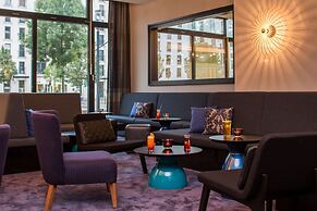 Capri by Fraser Frankfurt