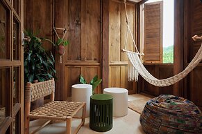 Las Catalinas Collection