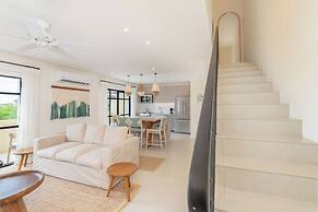 Las Catalinas Collection