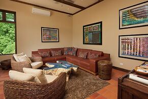 Las Catalinas Collection