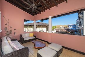 Las Catalinas Collection