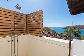 Las Catalinas Collection