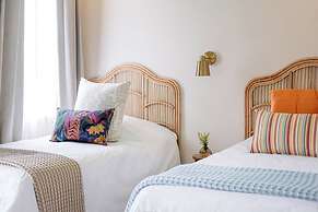 Las Catalinas Collection