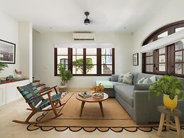 Las Catalinas Collection
