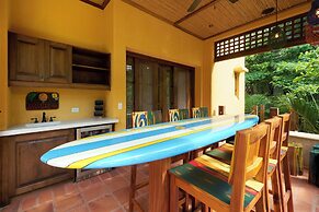 Las Catalinas Collection
