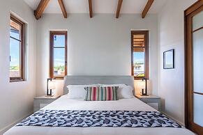 Las Catalinas Collection