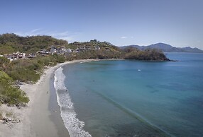 Las Catalinas Collection