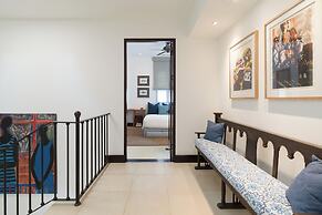 Las Catalinas Doorway