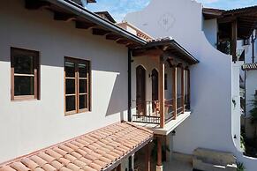 Las Catalinas Collection