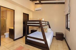 Las Catalinas Collection