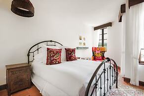 Las Catalinas Doorway