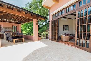 Las Catalinas Doorway