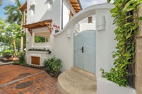 Las Catalinas Doorway
