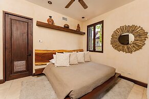 Las Catalinas Doorway