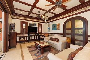 Las Catalinas Collection