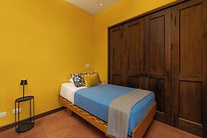 Las Catalinas Collection