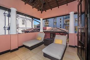 Las Catalinas Collection