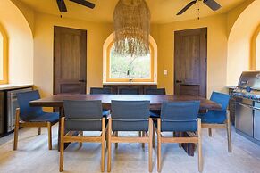 Las Catalinas Collection