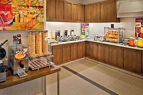 Residence Inn by Marriott Orlando Downtown