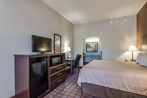 Executive Inn and Suites Cushing