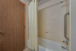 Executive Inn and Suites Cushing