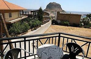 Malvasia Corner Studios