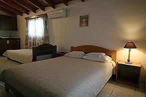 Malvasia Corner Studios