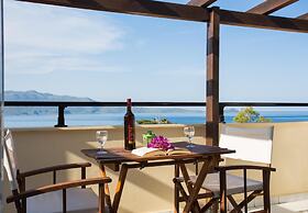 Malvasia Corner Studios