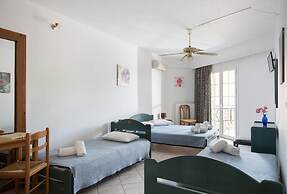 Malvasia Corner Studios