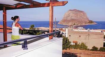 Malvasia Corner Studios