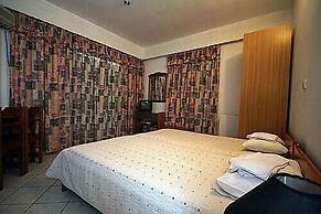 Malvasia Corner Studios