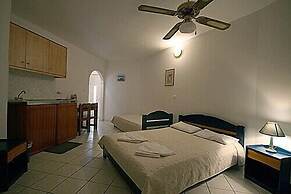 Malvasia Corner Studios