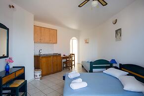 Malvasia Corner Studios