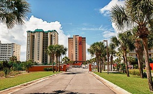 Destin Towers by Holiday Isle