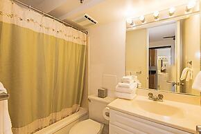 Island Colony by Hawaii Ocean Club