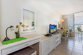 Island Colony by Hawaii Ocean Club