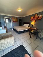 Tulip Motel